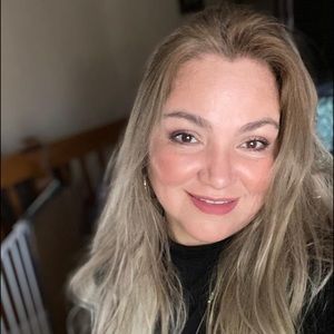 Meet your Posher, Gabriella